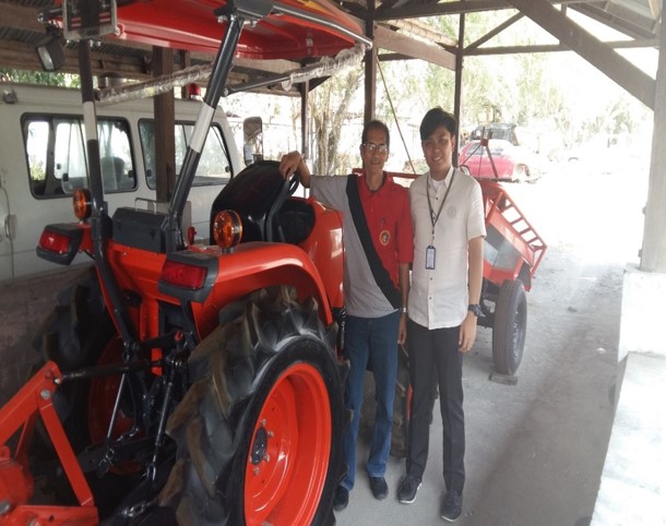 Municipal Agriculture Officer (MAO) Diomedes E. Lucero (left) together with OIC-MLGOO Lee Allen B. Pineda inspecting the newly procured tractor located at the Municipal Motor Pool.