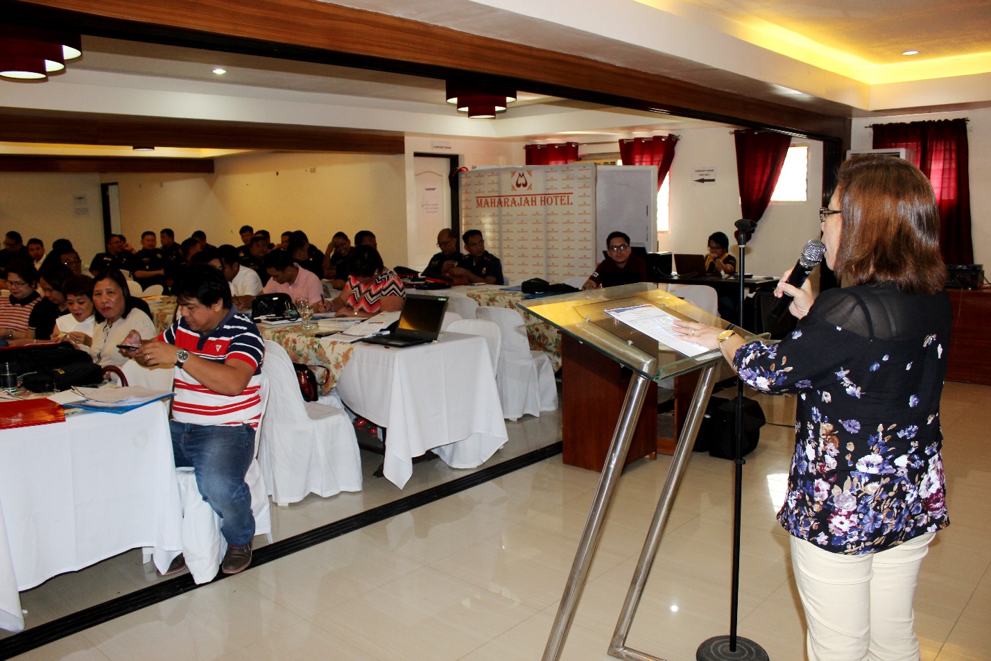 ALL ABOARD. DILG Tarlac Provincial Director Belina Herman welcomes the participants to the orientation on the POC and ADAC Performance Audit and reiterates the valuable role each agency plays in ensuring a peaceful and orderly community.